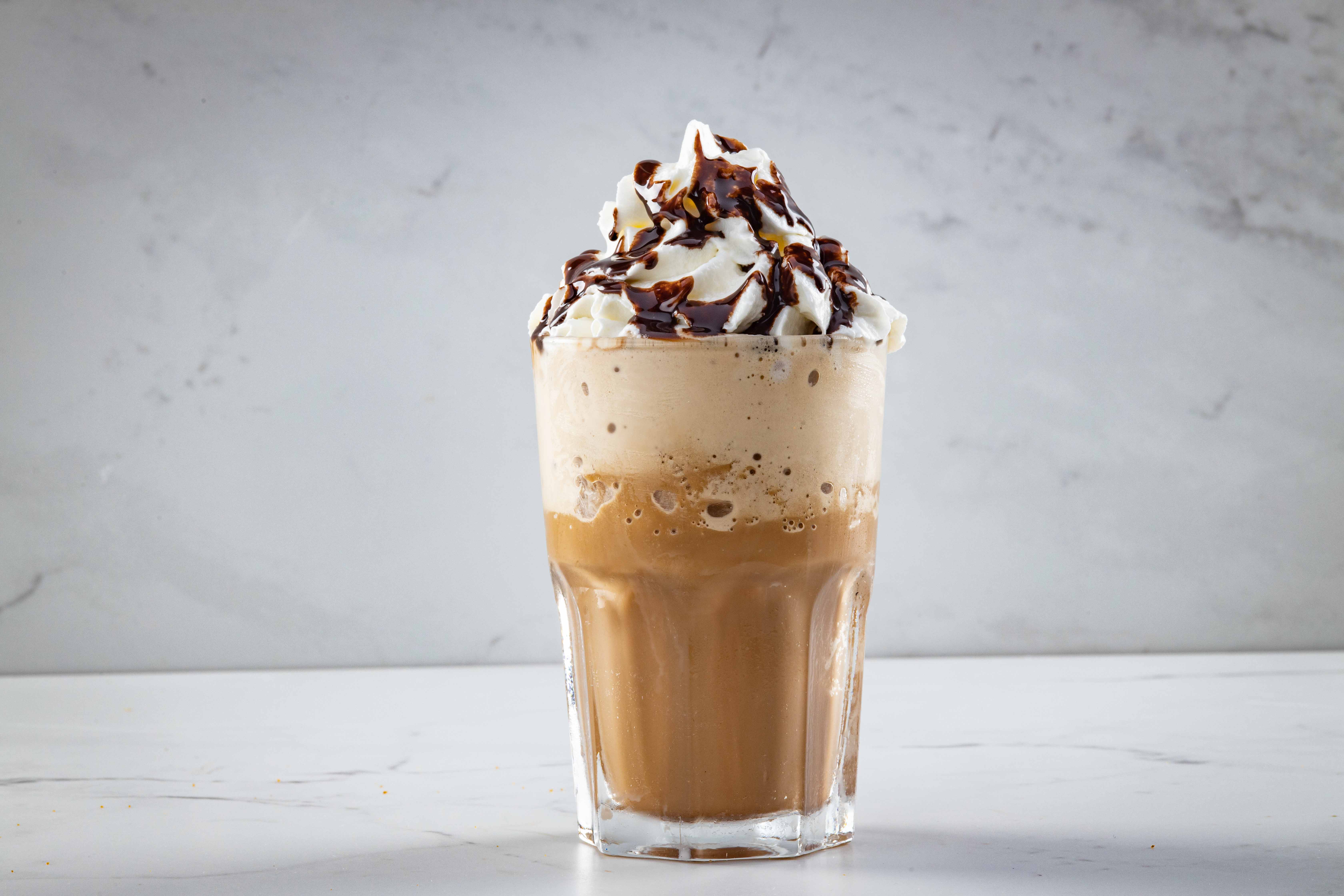 Disfruta de 2x1 en Frappe 12oz (Caramelo o Mocca) | Oferta24